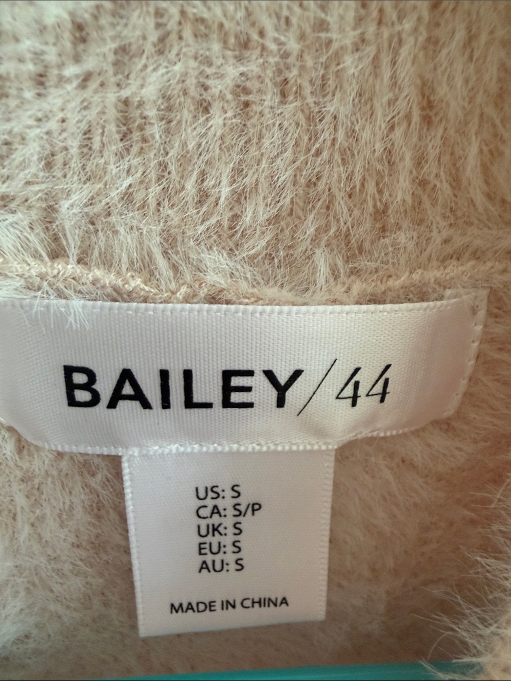 Cozy Plush Mock Neck Sleeveless Tank in Cream sz S. Bailey/44 - Picture 5 of 6